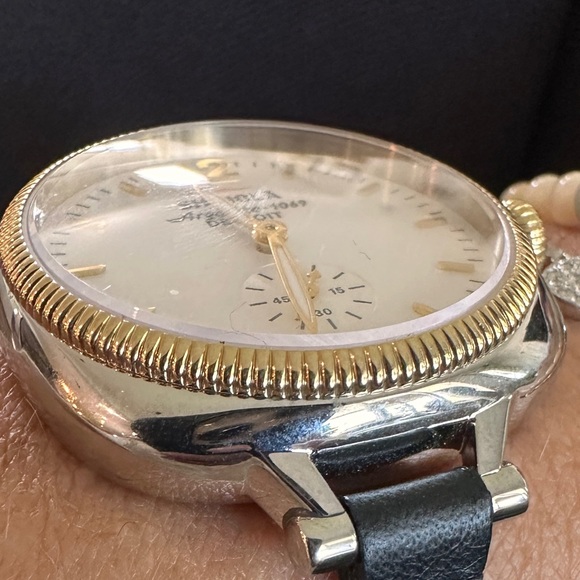 Shinola Woman’s “The Gomelsky Watch” - Picture 6 of 11